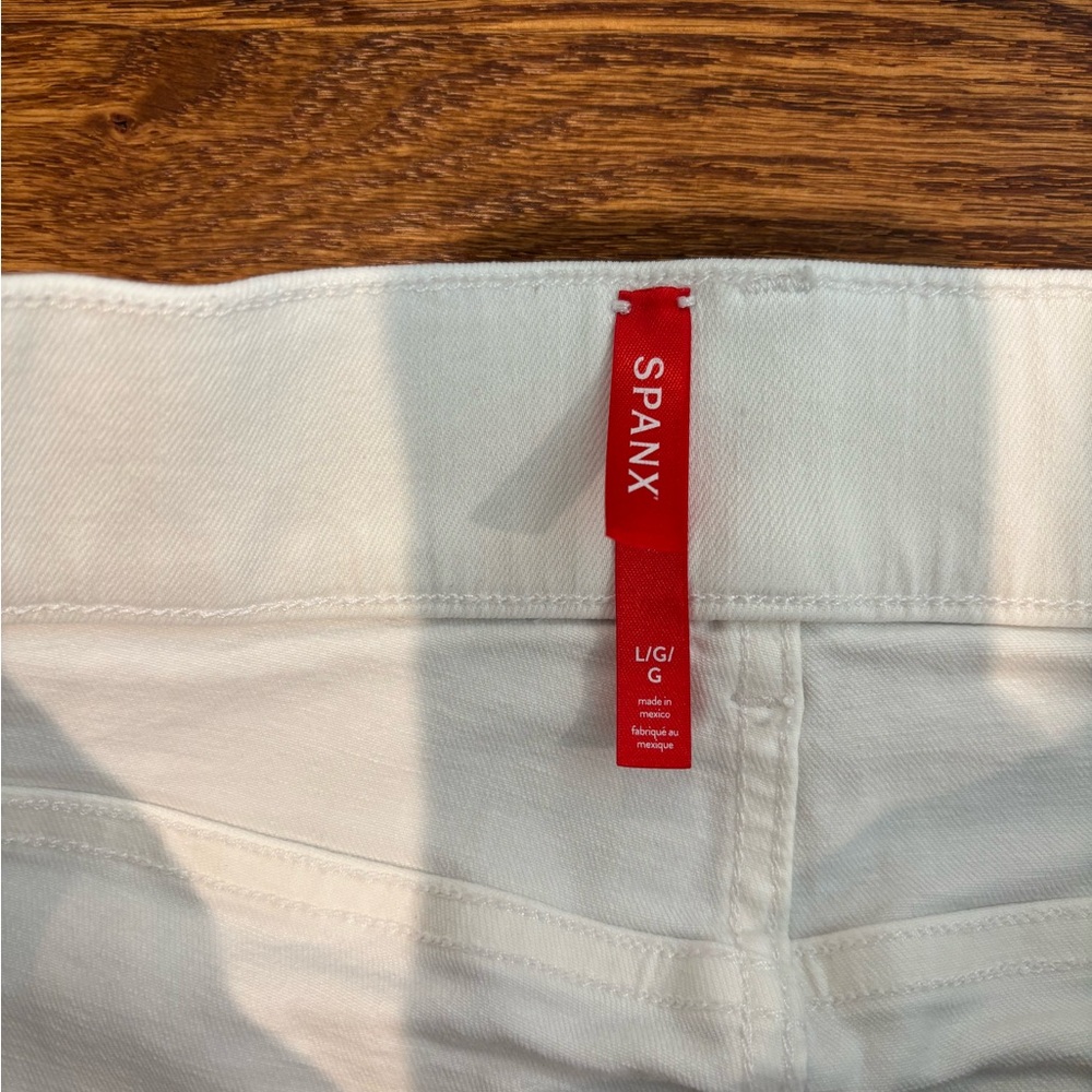SPANX White Flare Wide Leg Jeans: size large - Picture 9 of 10